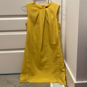 Yellow/White checked sleeveless shift dress. Size 0.